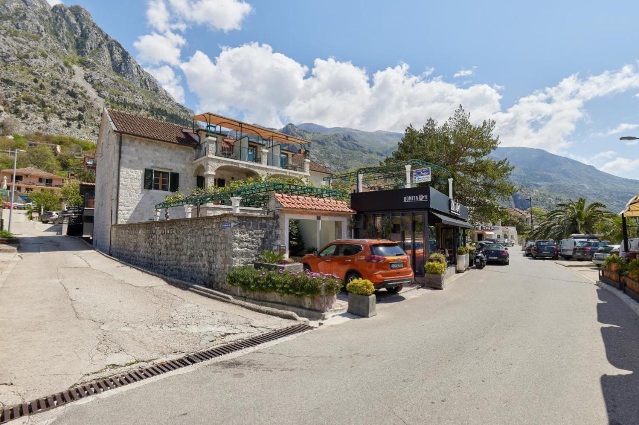 Apartment Mrsulja Kotor Exterior foto